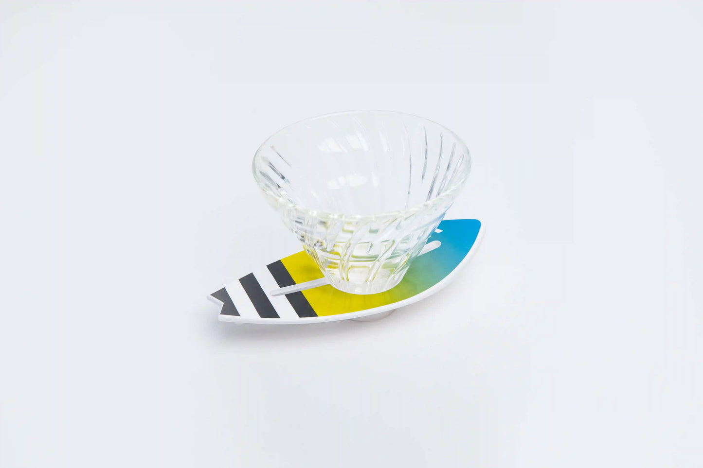 V60 "Surfboard" Glass Coffee Dripper, 02