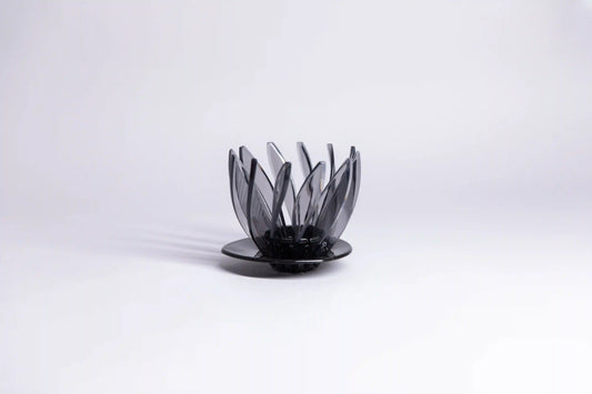 V60 "Suiren" Coffee Dripper 02