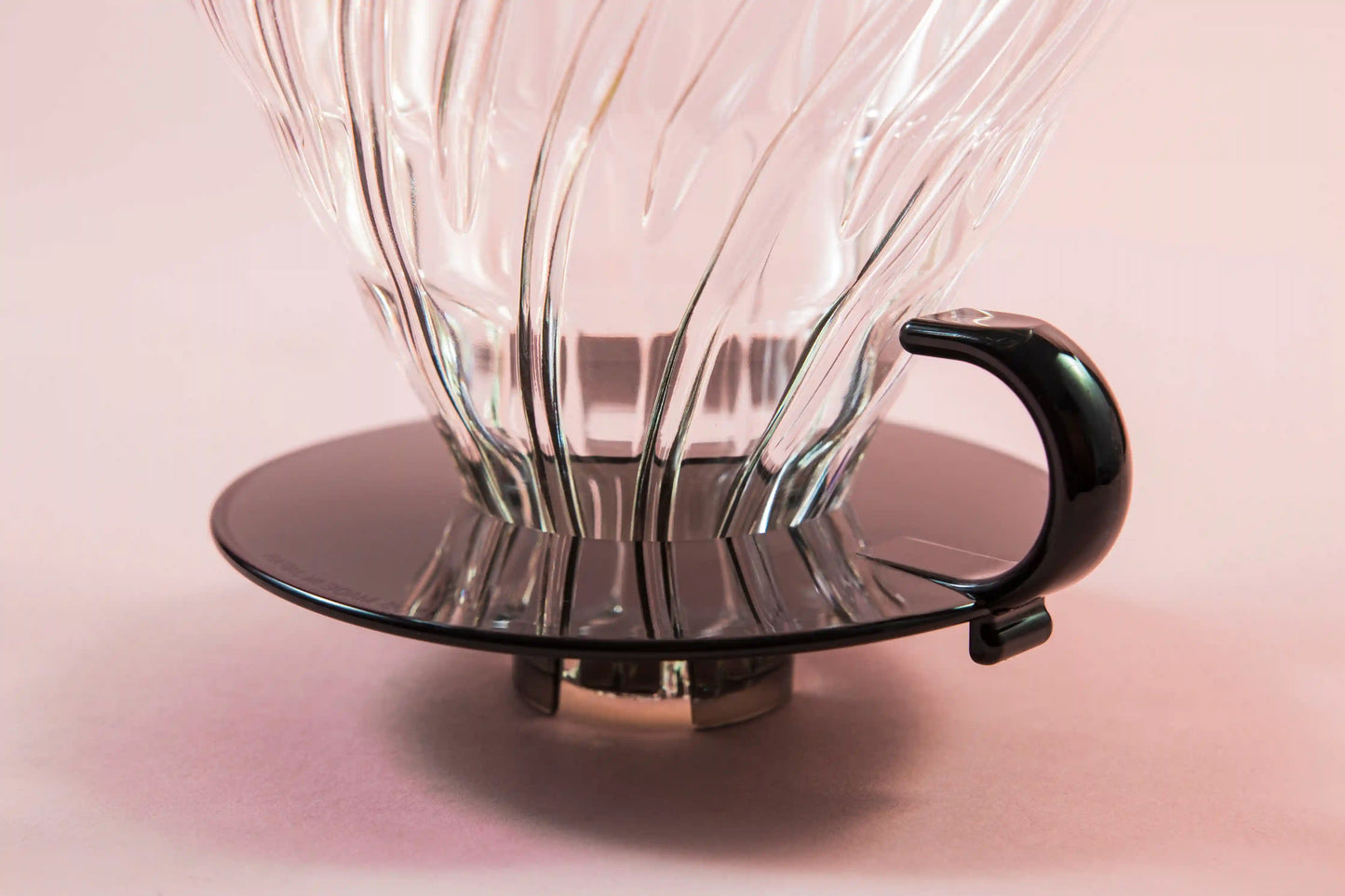 V60 Glass Coffee Dripper 02 with Round Base
