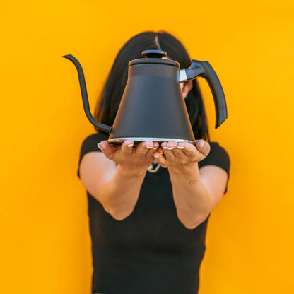 V60 "Fit" Drip Kettle 1.2L Matte Black
