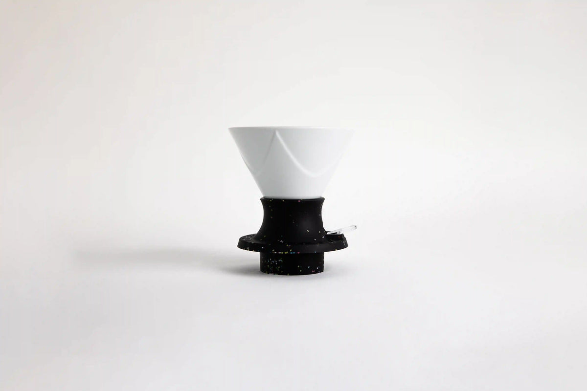 V60 Ceramic MUGEN x SWITCH with Speckled Base